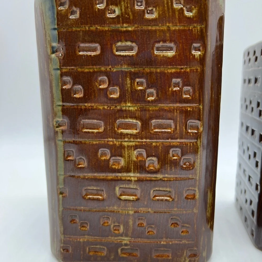 PIER 1 SET OF TWO BROWN GLAZED STONEWARE CANISTERS
